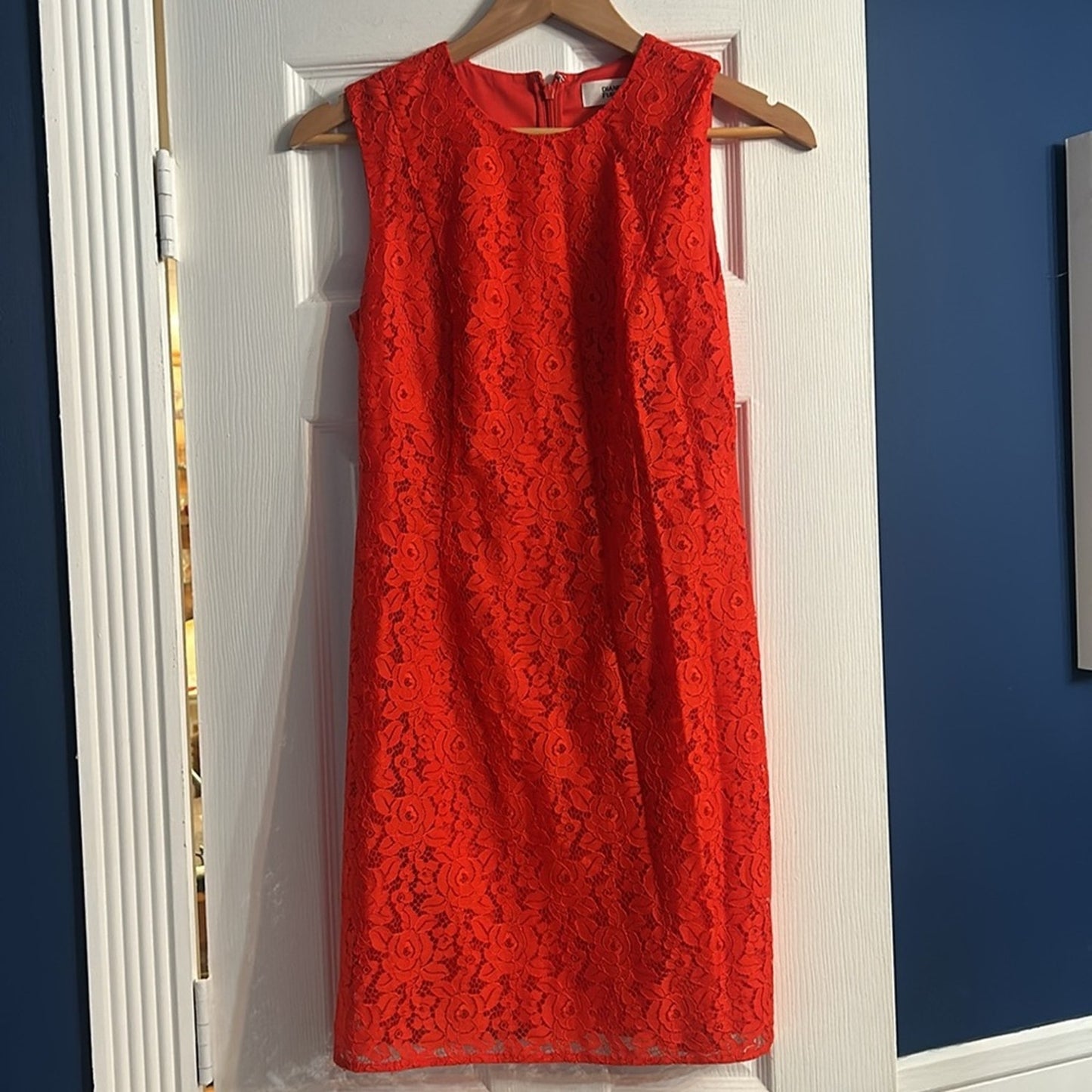 Diane Von Furstenberg Red Lace Sivis Tailoered Dress - size 2