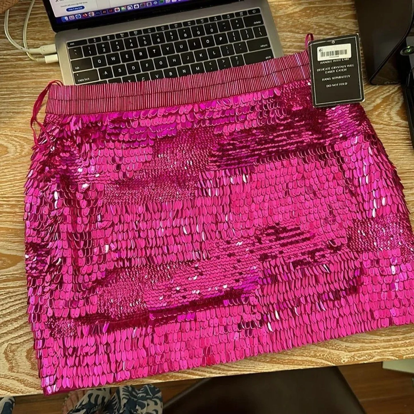 NWT Retrofete ANSLEY LOW RISE FEATHER SEQUIN SKIRT - size large