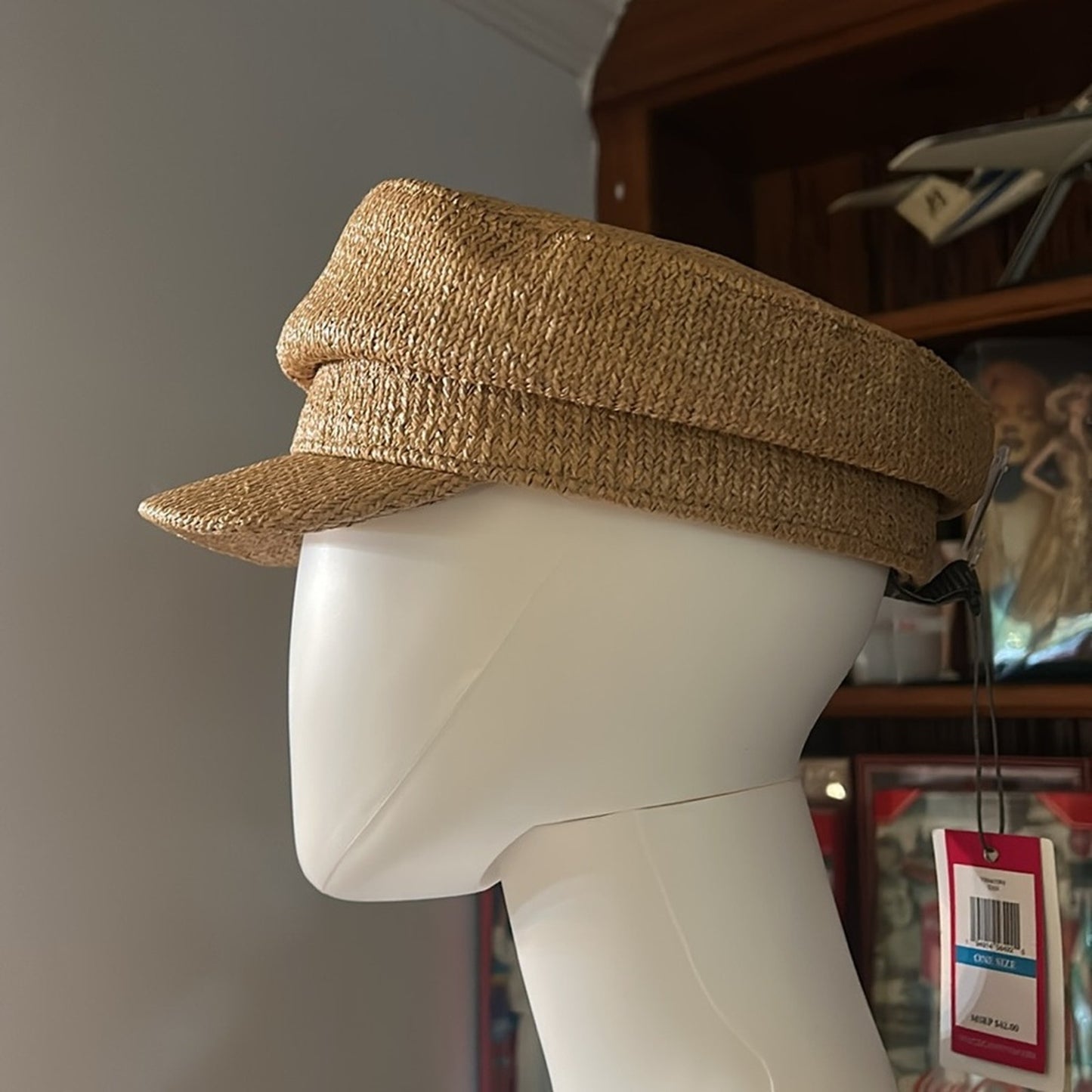 NWT Vince Camuto Lacquered Paper Braid Flat Cap One Size