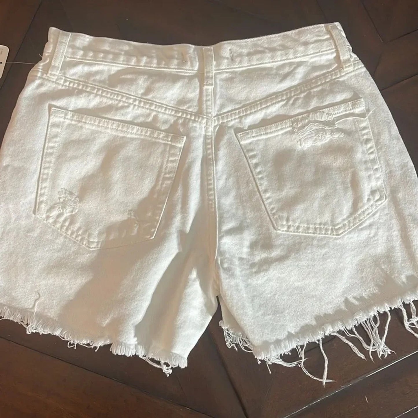NWT Free People Maggie Mid Rise Shorts - size 27