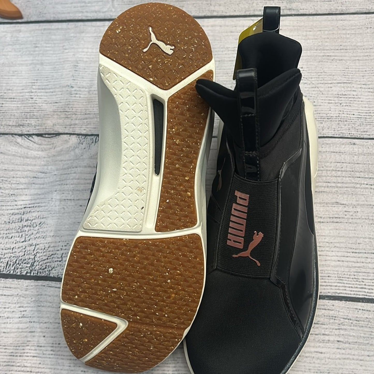 NEW PUMA FIERCE VR SNEAKER - size 8.5