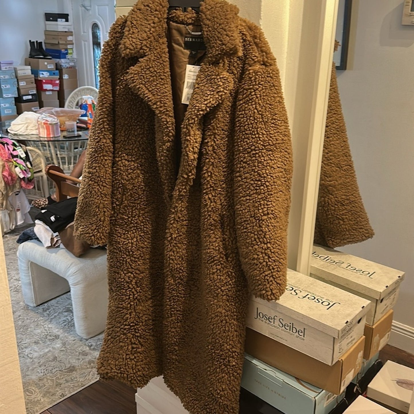 NWT Bernardo Call Me Cozy Vegan Fur Coat - size XL