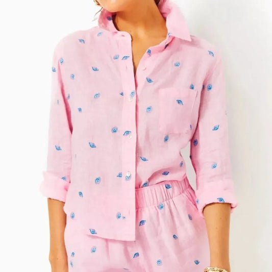 NWT LILLY PULITZER
Coralynn Button Down Shirt
