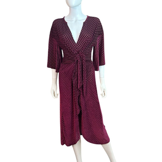 Zara Trafaluc V neck velvet midi dress - size M