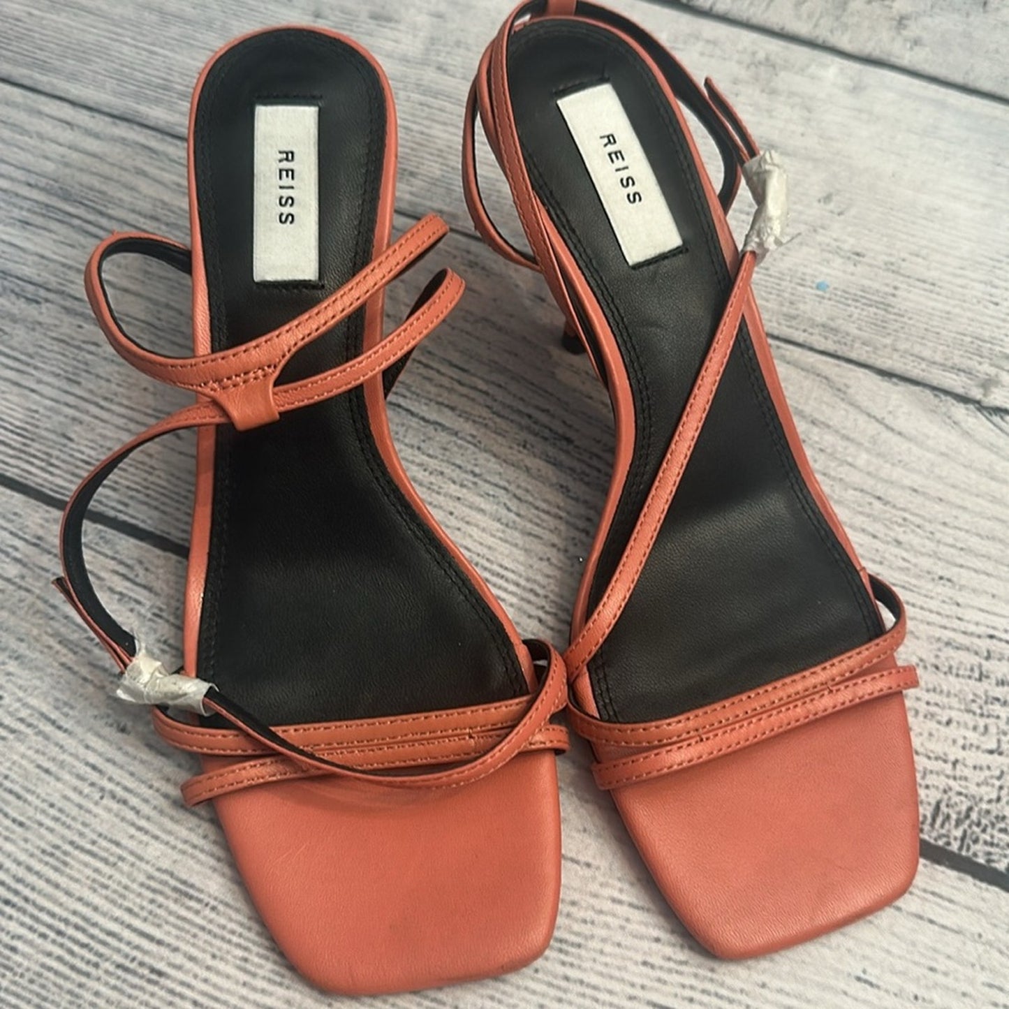 NEW REISS Bali Leather Strappy Heeled Sandals Coral - size 39 (US 8.5)