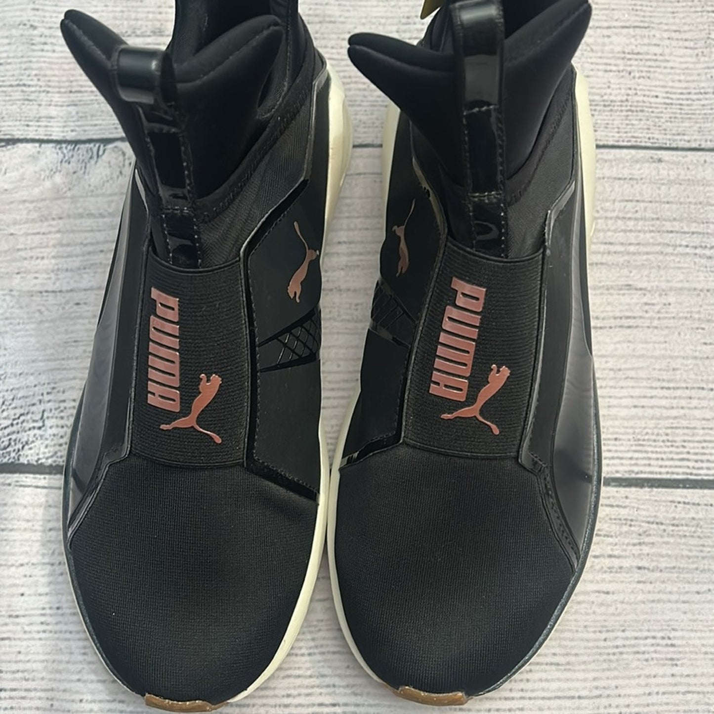NEW PUMA FIERCE VR SNEAKER - size 8.5